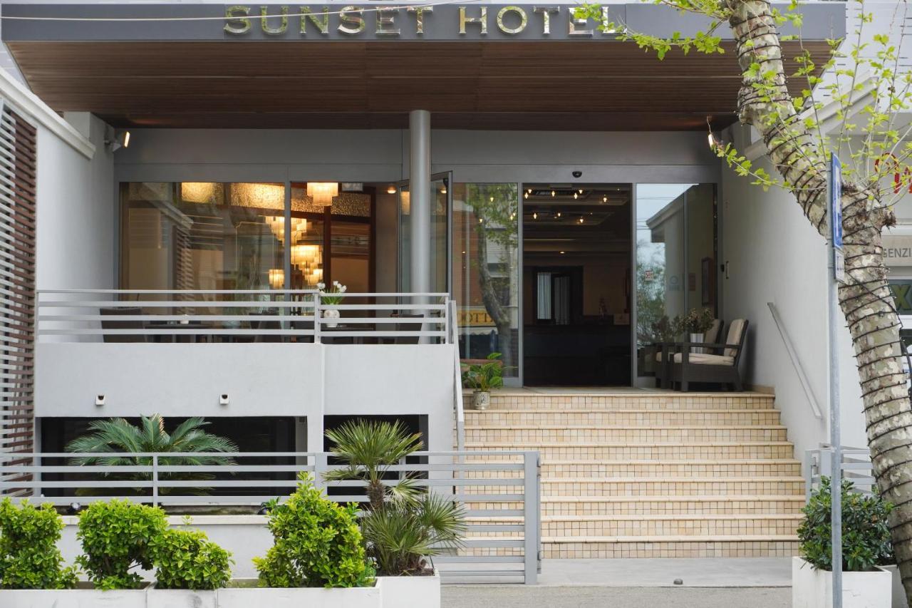 Hotel Sunset Rimini Luaran gambar